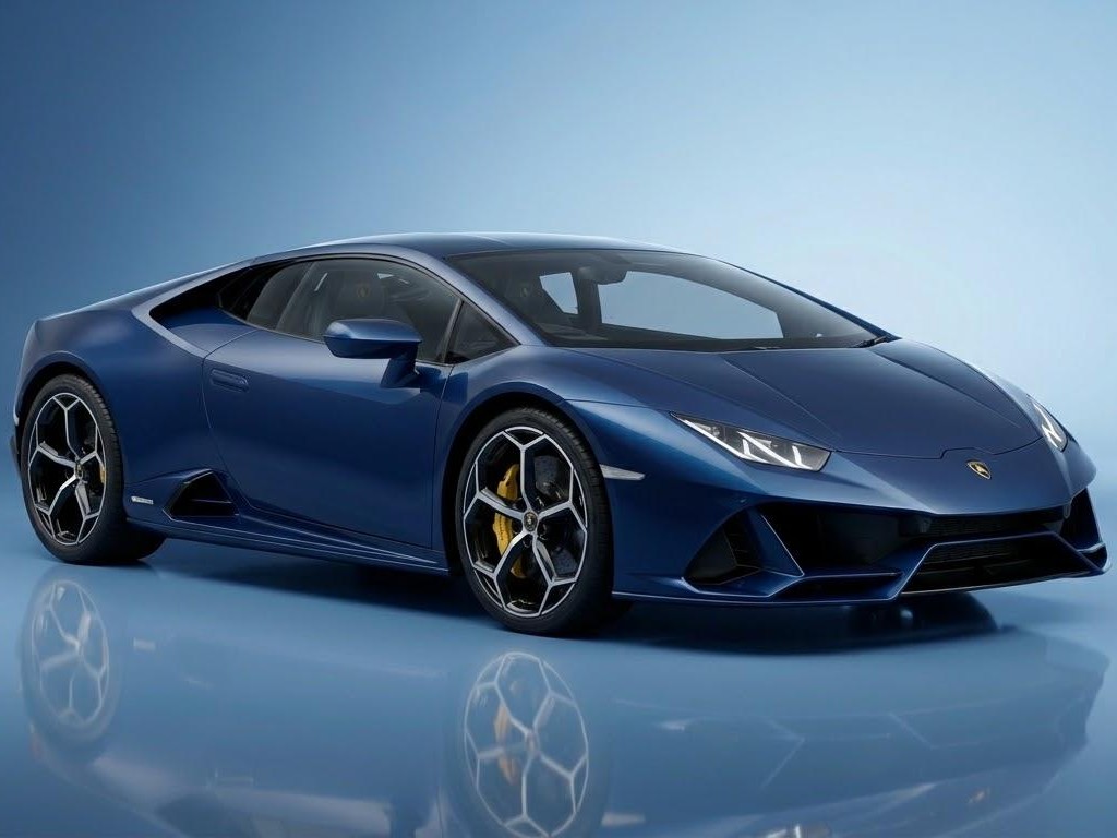 Lamborghini Huracan EVO — Luxury Car Rental in Mallorca | Azul Cars